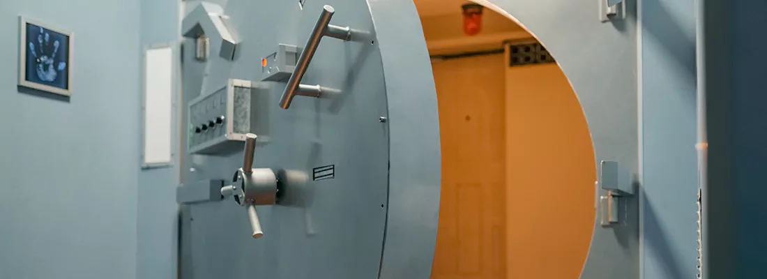 Vault and Safe locksmith services in North Parry, ON